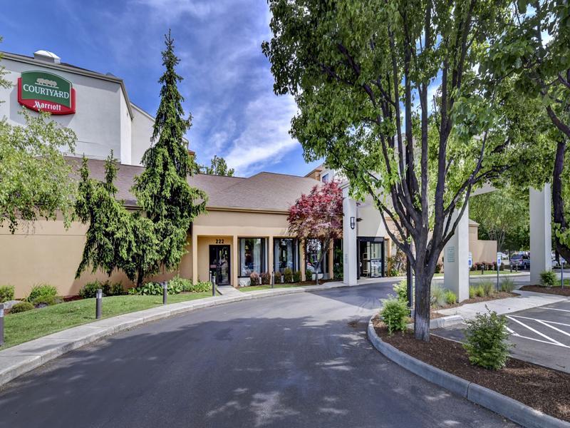 Отель Courtyard Boise Downtown Экстерьер фото