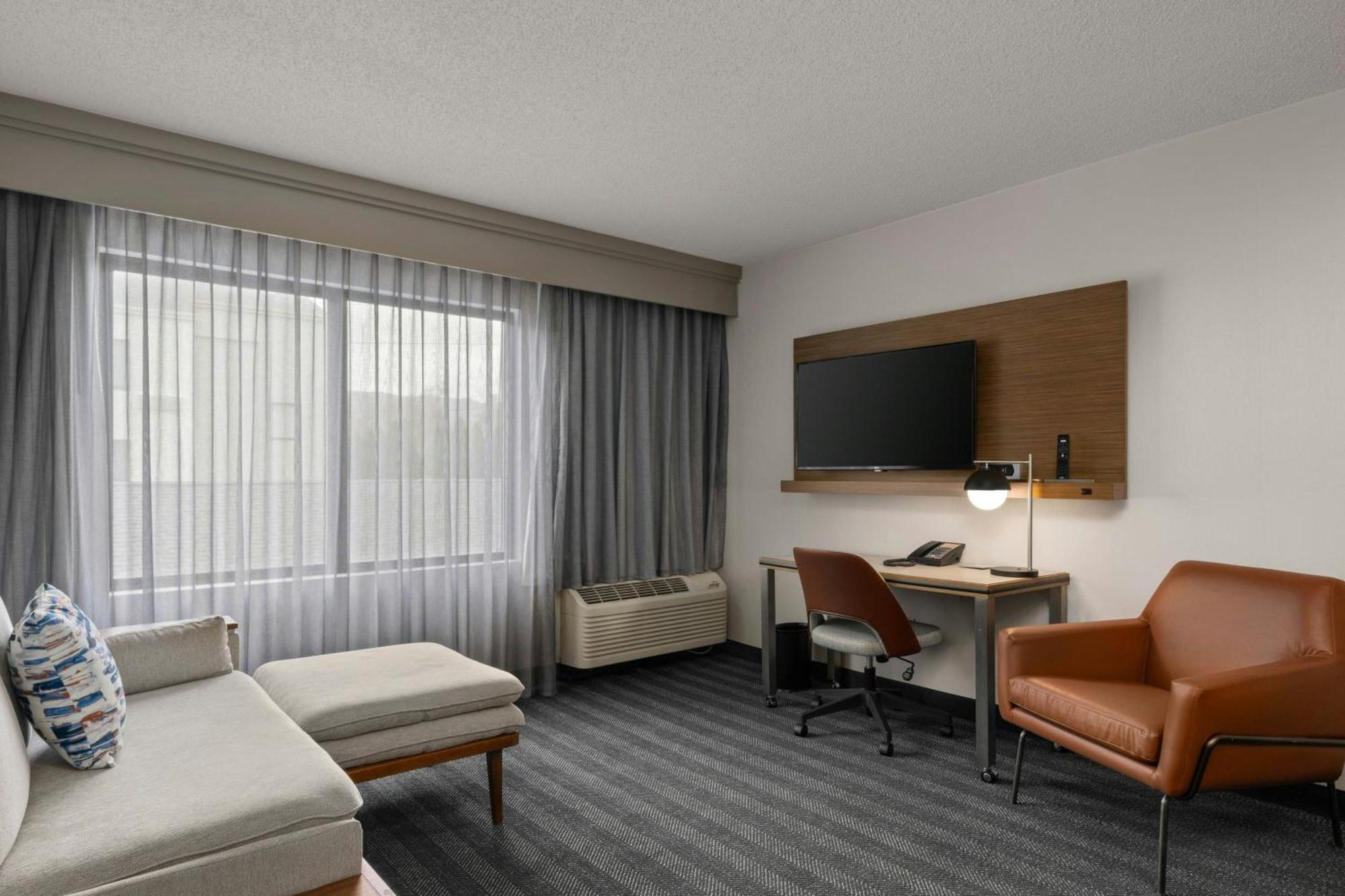 Отель Courtyard Boise Downtown Экстерьер фото
