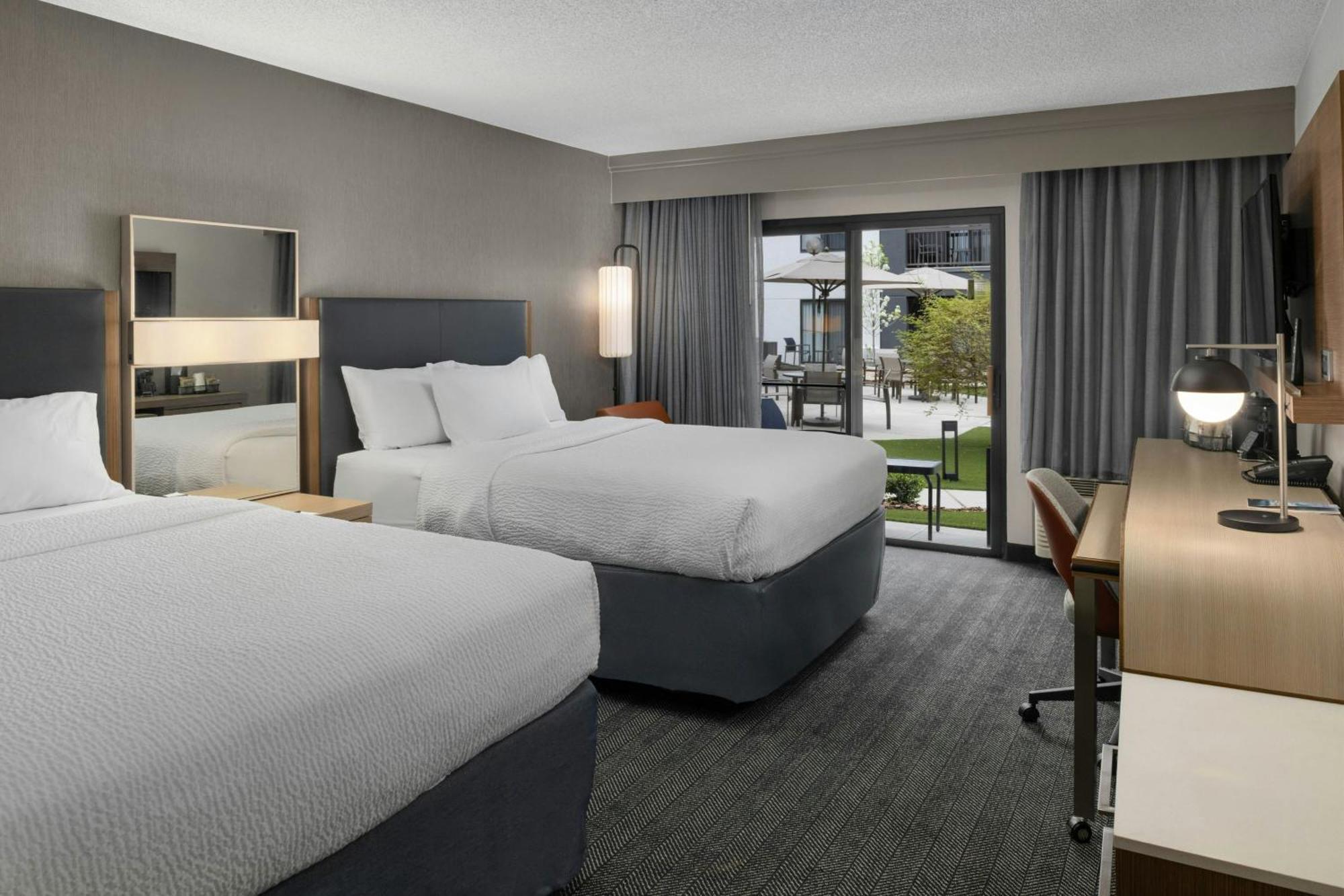 Отель Courtyard Boise Downtown Экстерьер фото
