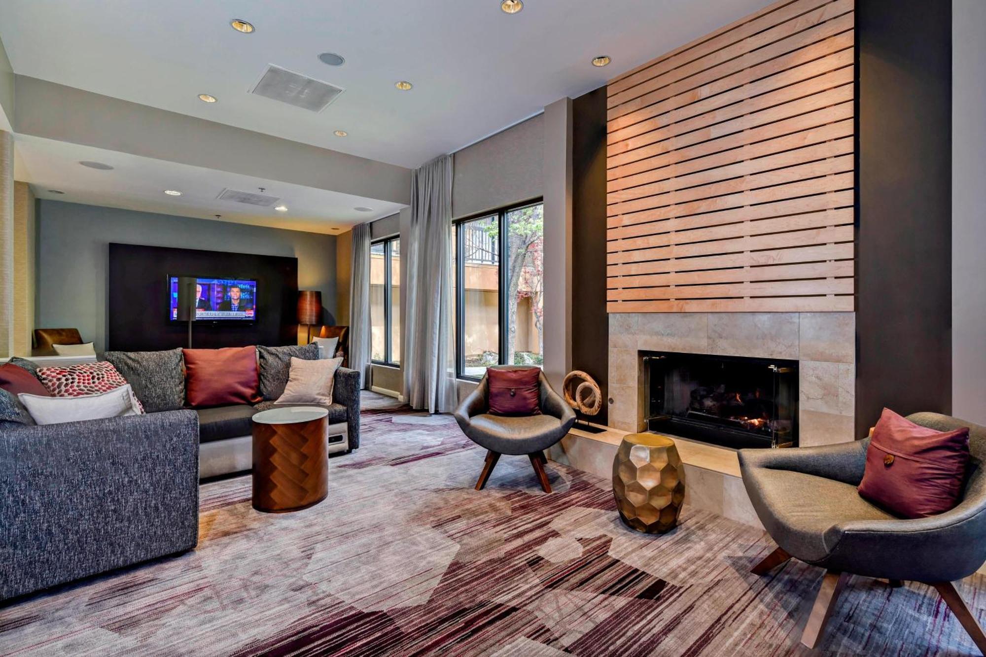 Отель Courtyard Boise Downtown Экстерьер фото
